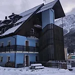 Casa Blu *